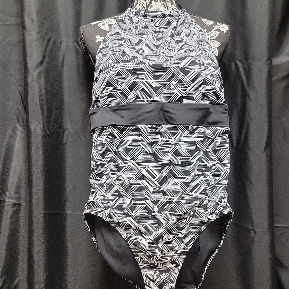 Geometric Black and White Halter Swimsuit